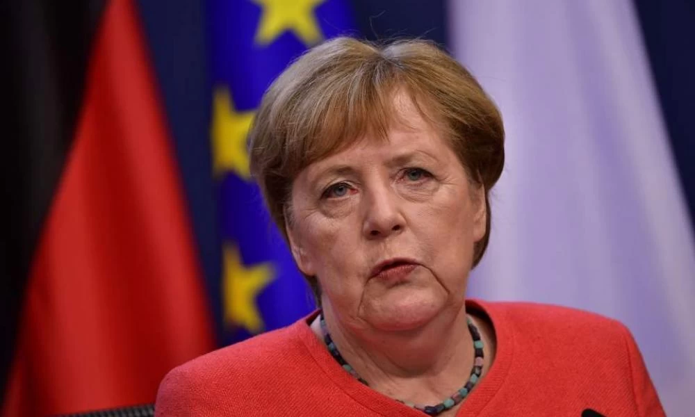 Γερμανία: Ο ένας στους δύο πολίτες θέλει να εμβολιαστεί